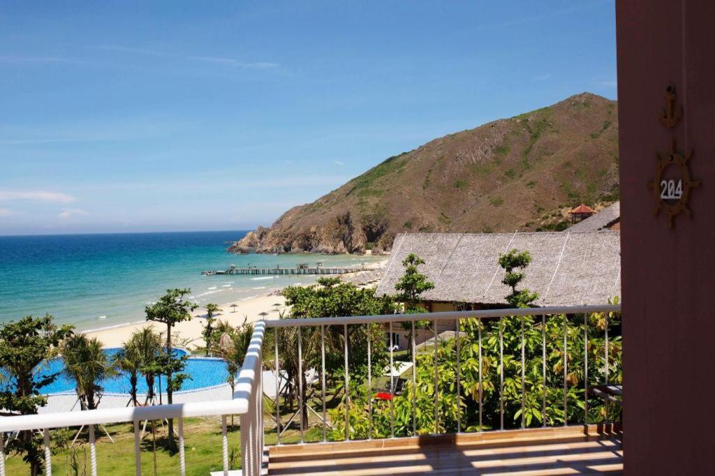 Kyco Peninsula Quy Nhon Resort Exterior photo